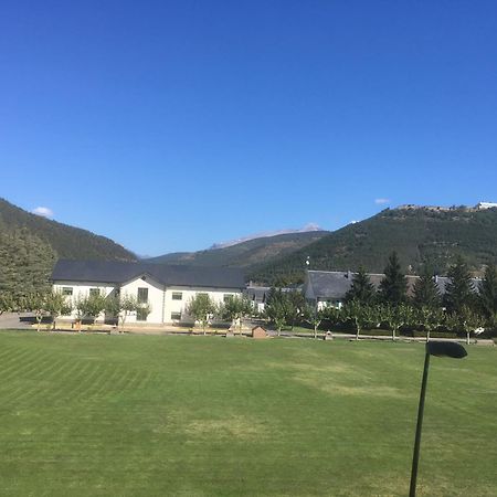 Appartamento Ventana al Pirineo Jaca Esterno foto